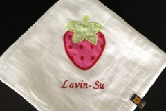 Spucktuch-Erdbeere-Lavin-Su
